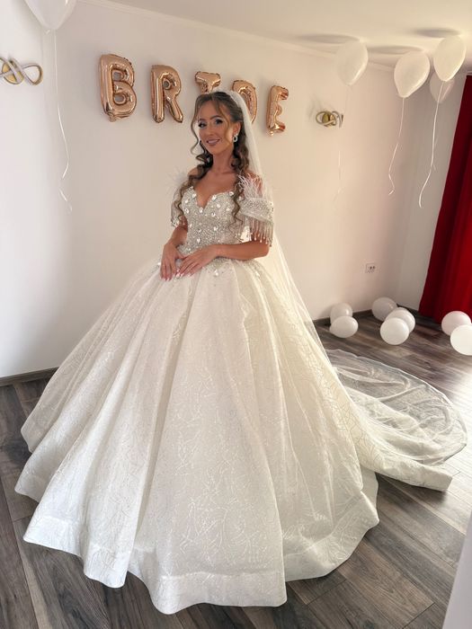 Rochie de mireasă tip prințesă