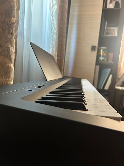 Yamaha P-145 – pian digital + stativ și pedală incluse