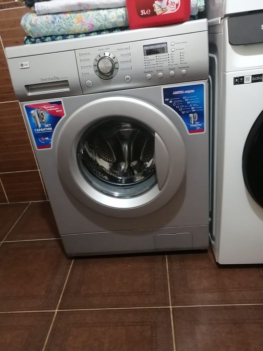 Продам стиральную машину