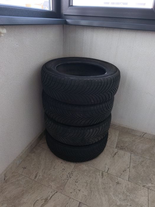 Mochelin CrossClimate 2 205/55/R16