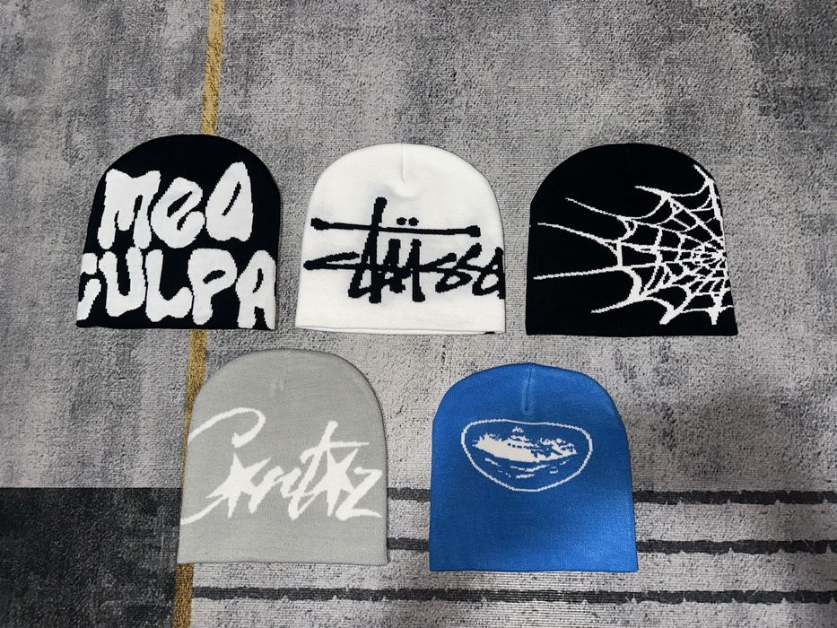 Стильные вязаные шапки