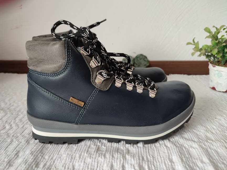 Bocanci piele,impermeabili-Vancouver