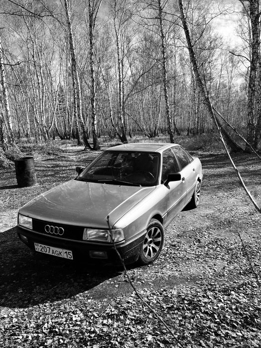 Продам Ауди 80 б3