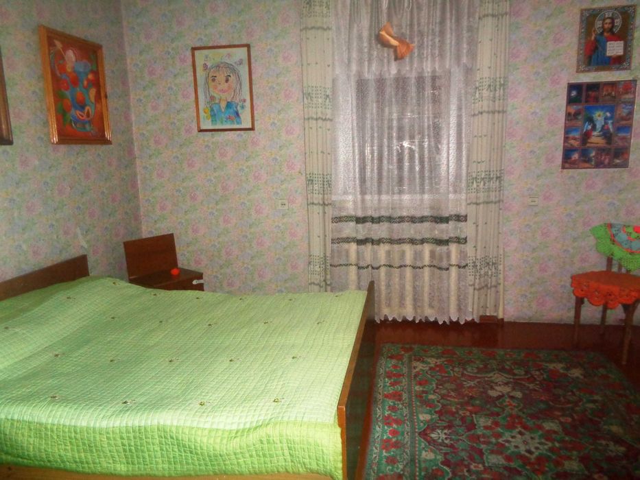 продам двухэтажный дом