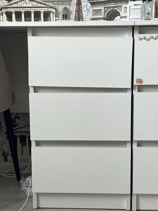 Стол IKEA для комнаты