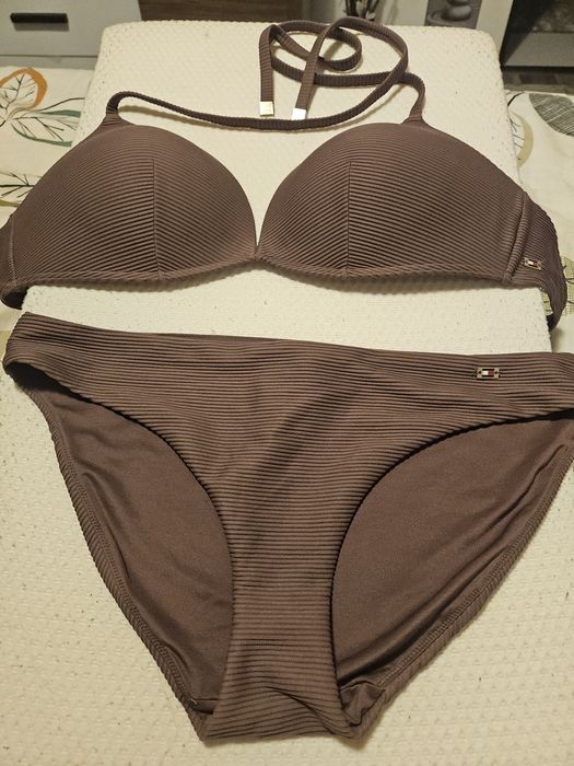 Costum de baie Tommy Hilfiger