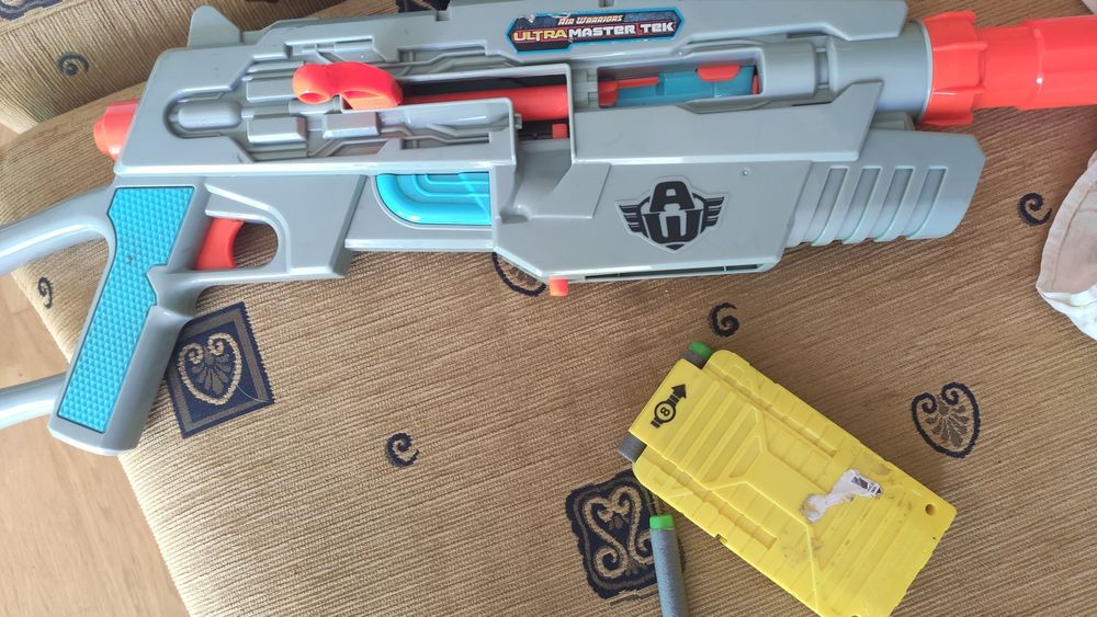 Игрушечное снайперское ружье