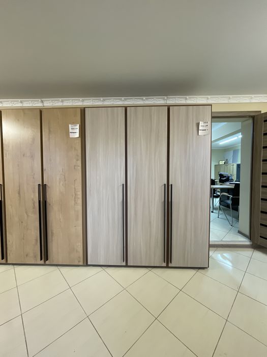 Распродажа шкафов и кухни