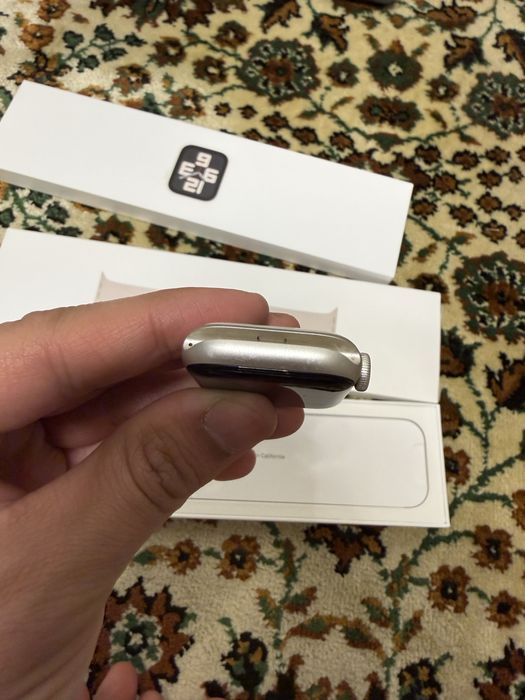 Apple Watch SE (2gen) Starlight 40mm