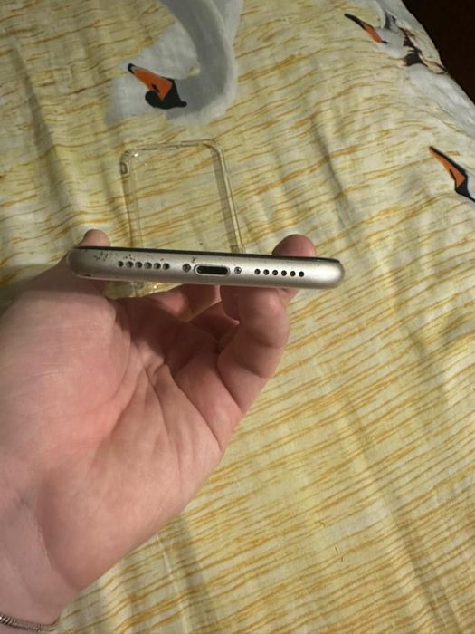 продам Iphone 11