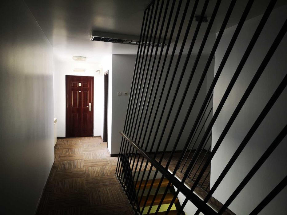 Vand casa strada Meteor