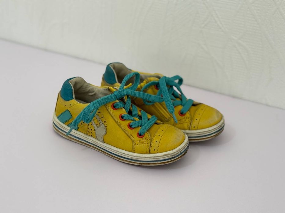 Обувь оригинальная 26р