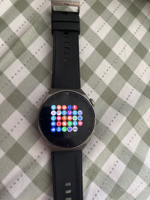 Продам СМАРТ Часы Huawei