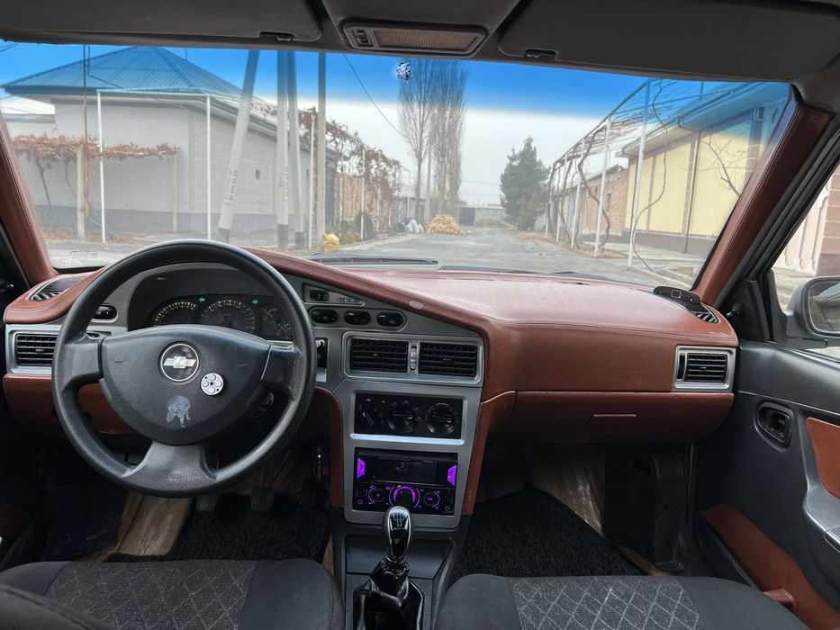 Nexia 2 1.6 Moshina yaxshi holatda