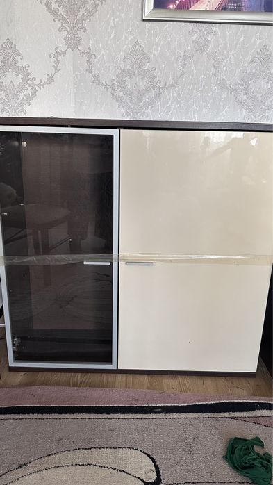 Стенный гарнитур в зал в отичном состояни