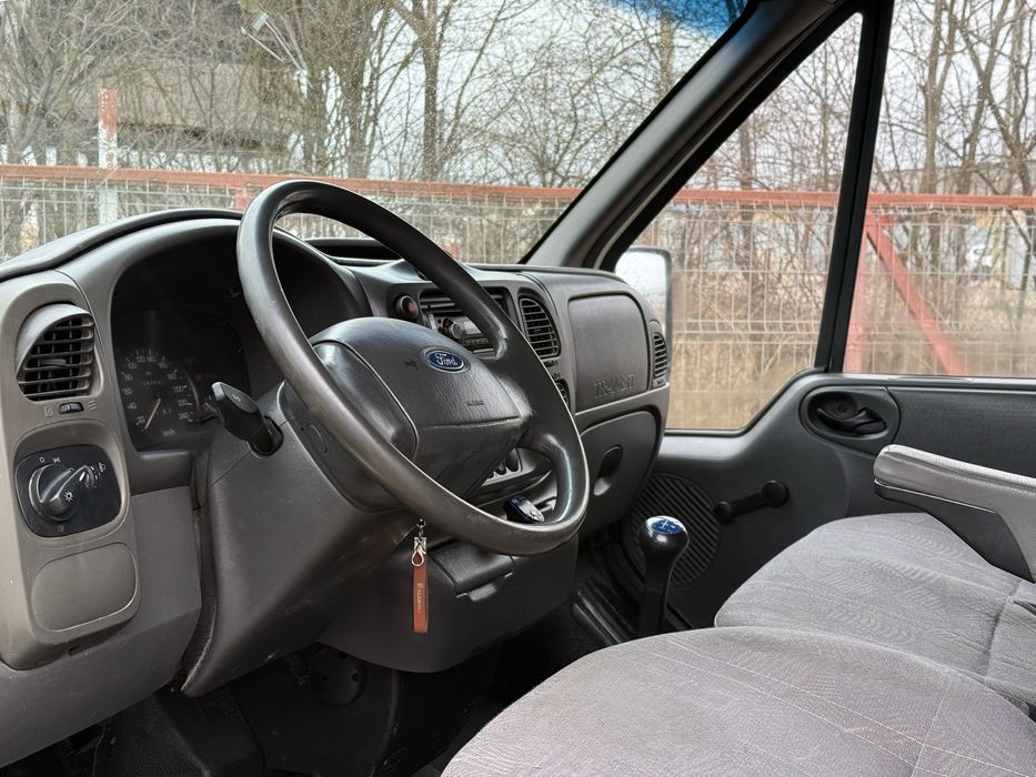 VAND•FORD•TRANSIT 2.0-Diesel 3-Locuri+Marfa/Inpecabill/In Stare buna//