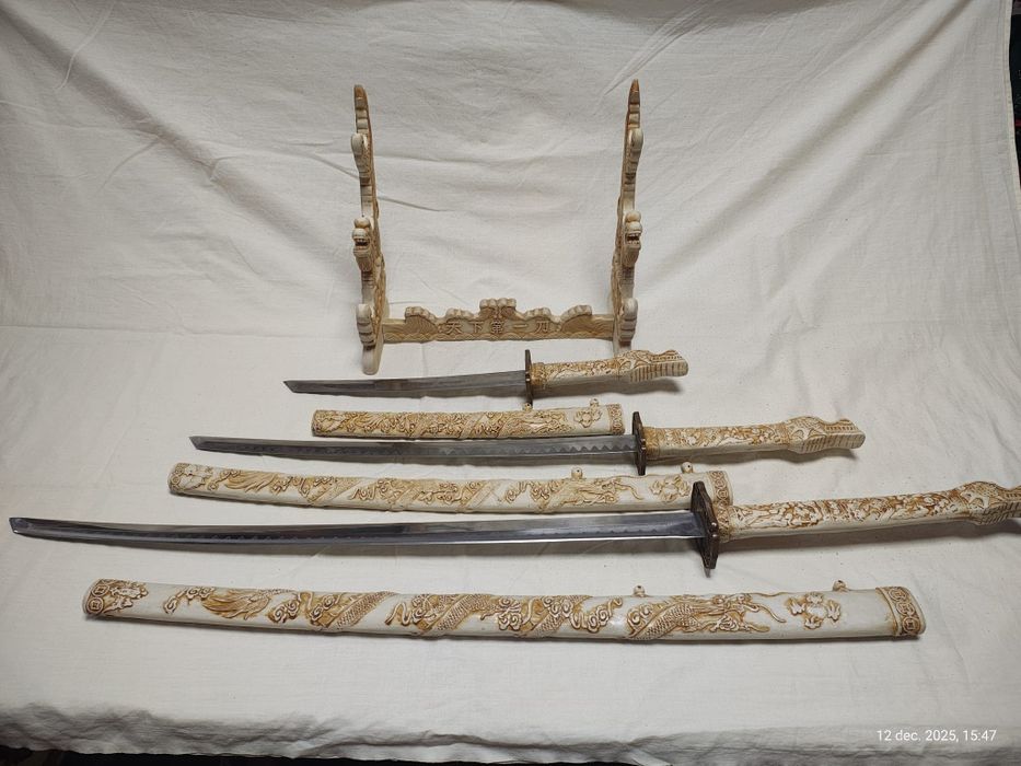 Set decorativ trei sabi cu suport