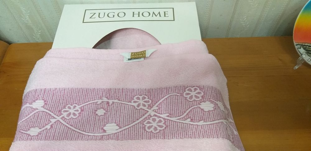 Набор полотенец  ZUGO (Турция).