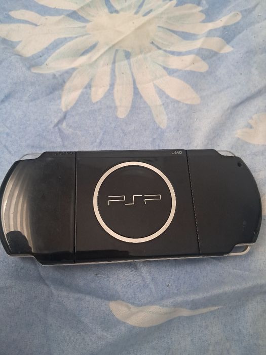 Продавам psp с 1 игра