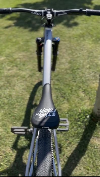 Vand dirt jumper Rose