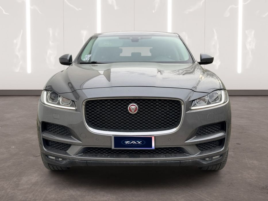 Jaguar F-Pace Jaguar F-Pace echipare premium