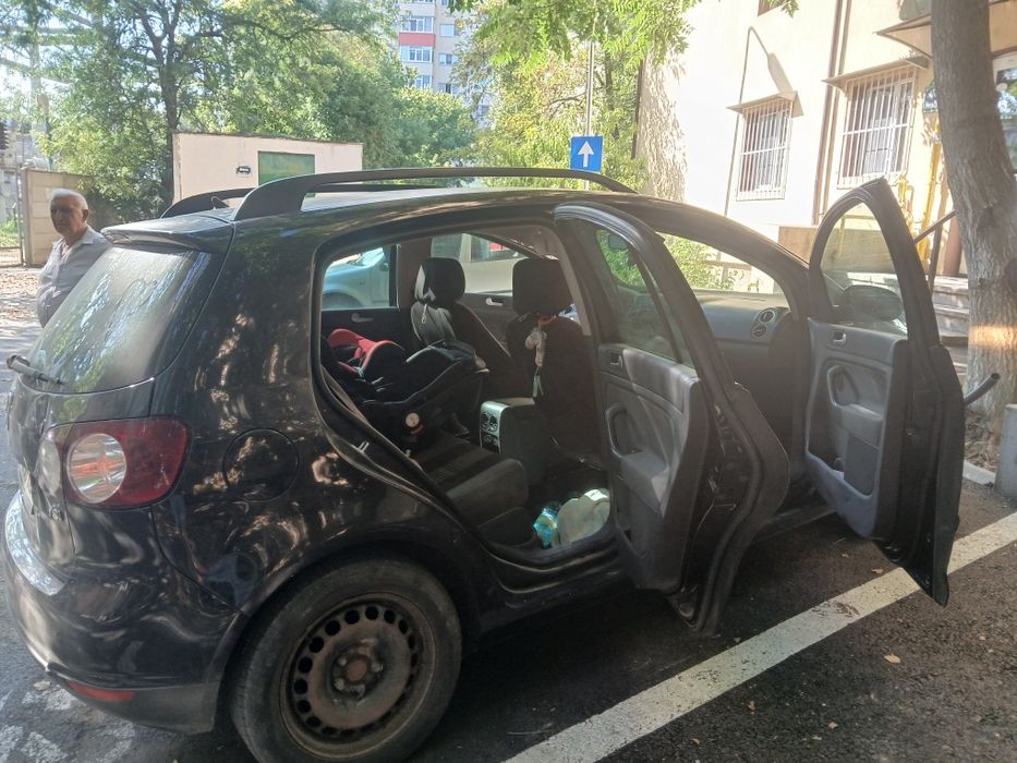 Vând vw golf 5plus