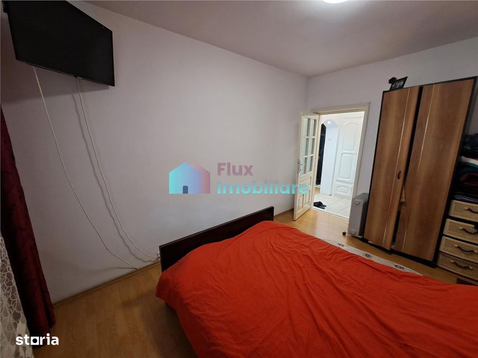 Apartament cu 3 camere decomandat parter inalt George Enescu