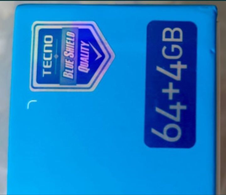 Продам смартфон Tecno Camon 15