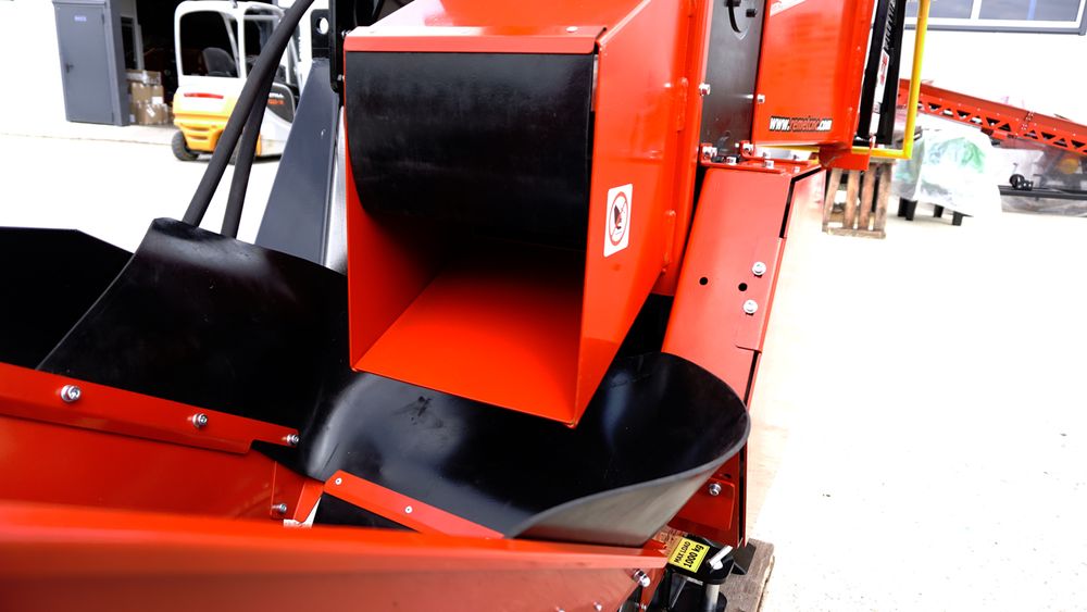 Tocător crengi RP 200 Bandă rulantă SUPER