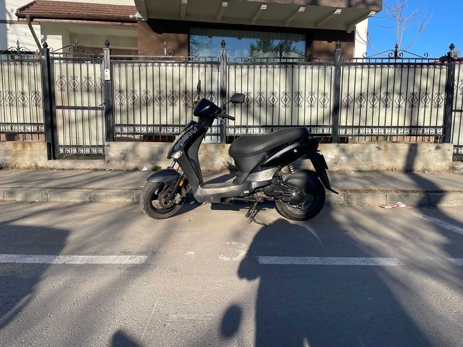 Scutere de vanzare 50cc 4T