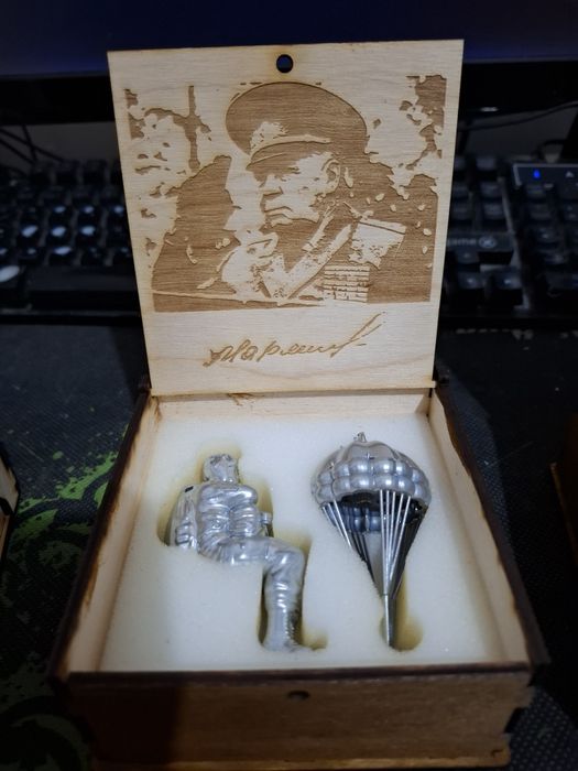 Сувениры подвеска в автомобиль