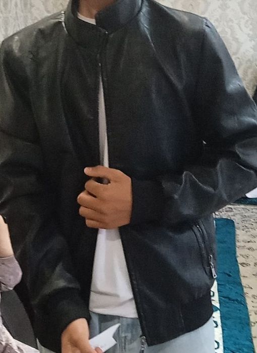 Продам кожаную куртку