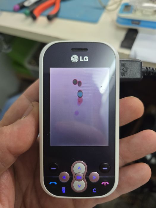 Telefon Colectie: LG KS360 Pink InTouch