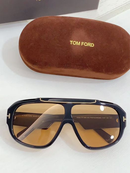 Ochelari noi Tom Ford