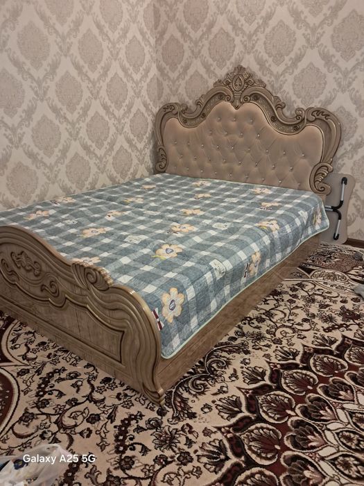 Сотилади спалние