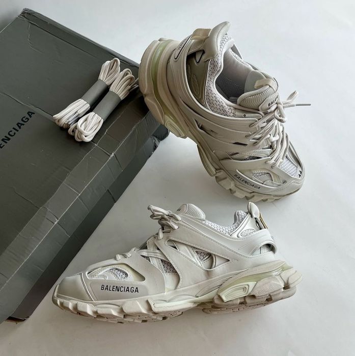 Balenciaga track alb