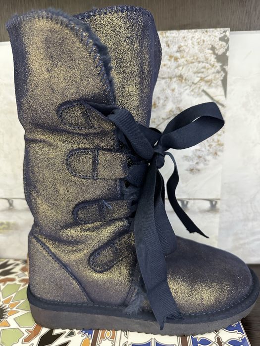 Продам женские угги