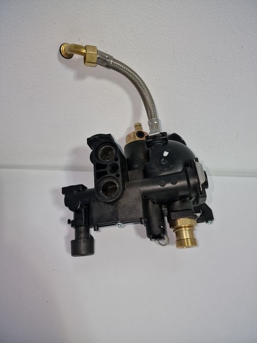 Copr POMPĂ Apă Saunier Duval Thema Classic F24 F25 F30