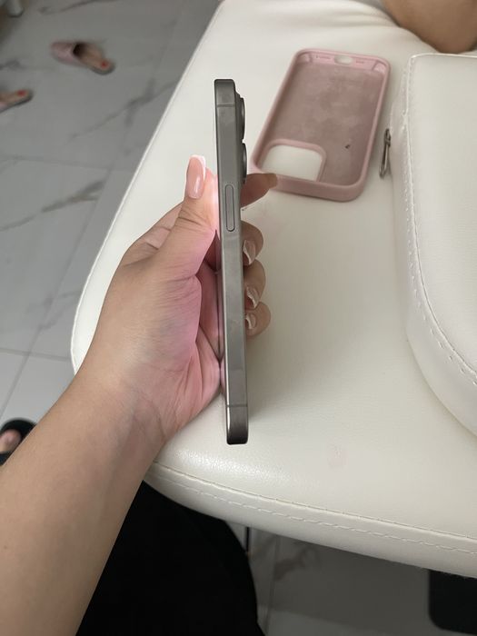Iphone 15 pro 256гб сатылады срочно