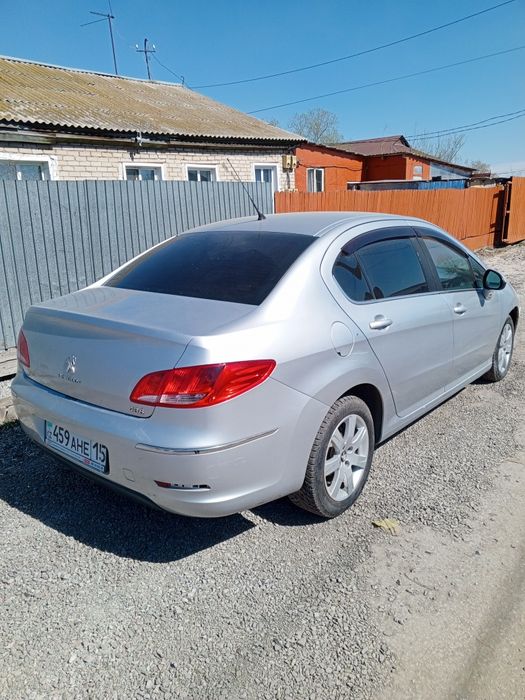 Срочно Продам Пежо 408