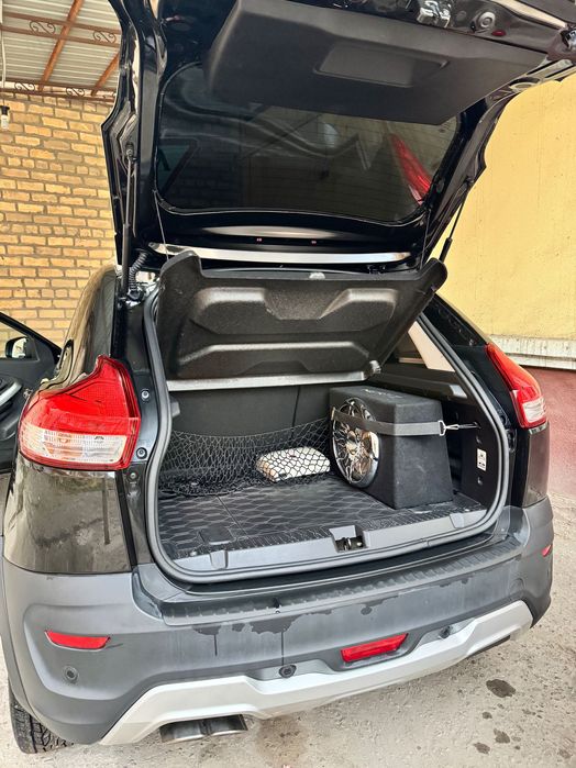 Продается Lada Xray Cross 2020