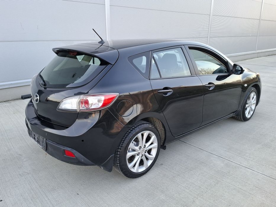 Mazda 3 an 2010 1.6 benzina încălzire jenti Germania