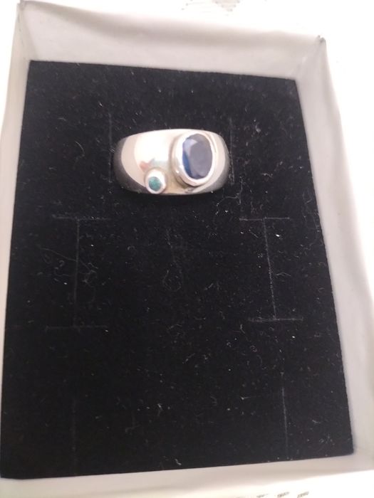 Серебряное кольцо