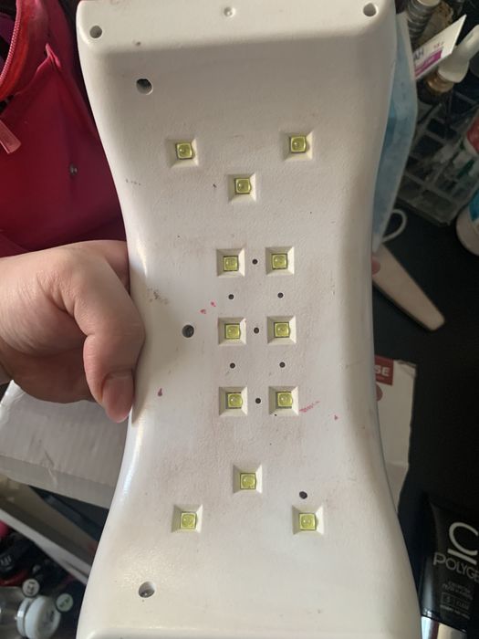 Продам УФ/ЛЭД лампу для маникюра