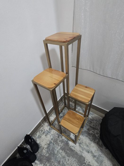 Подставка для цветов