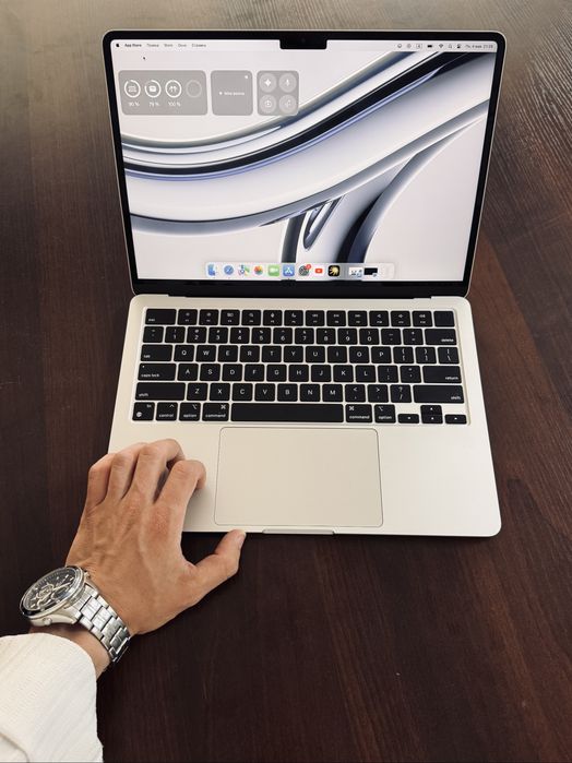 Macbook air M3 13 8/512