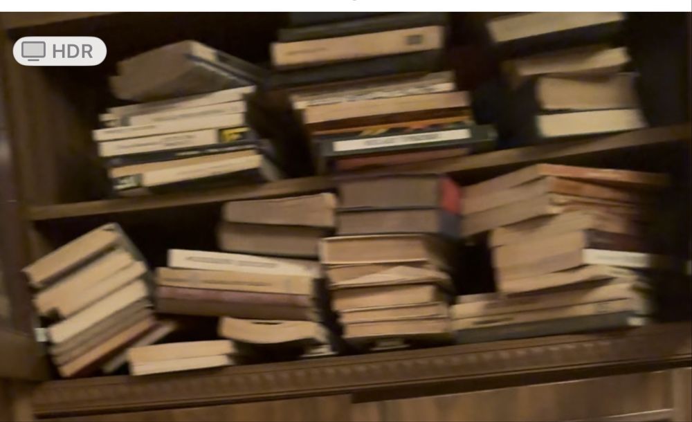 Очень много книг из личной библиотеки