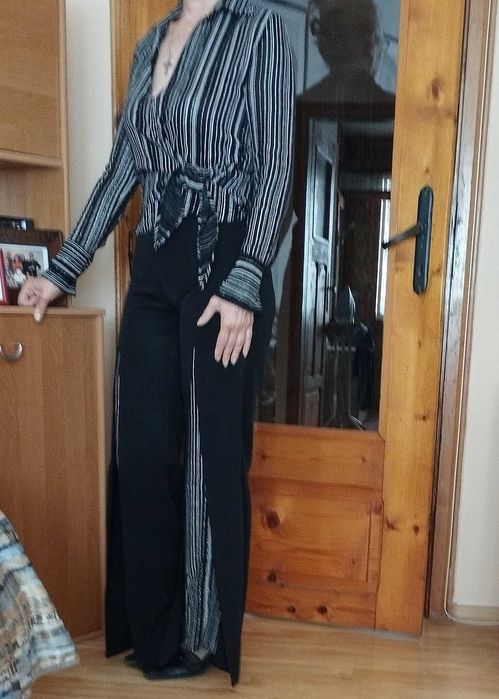 Ефектен дамски костюм