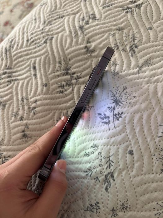 продам Айфон 14 про