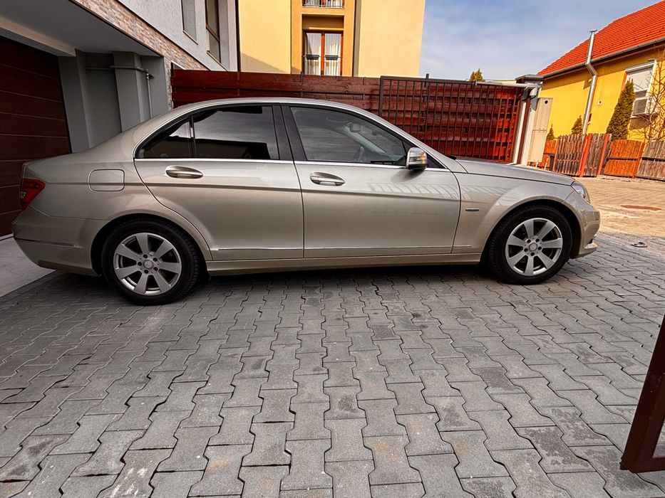 Mercedes-Benz C 180 CGI Automatik BlueEFFICIENCY Avantgarde